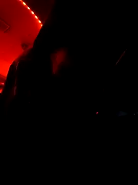 Snapshot of reycorona chatting on 03/17/25, 11:31 reycorona online show from 03/17/25, 11:31