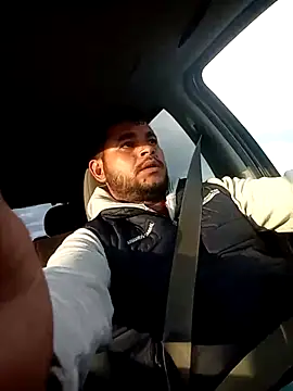 Snapshot of reycorona chatting on 01/12/26, 02:22 reycorona online show from 01/12/26, 02:22