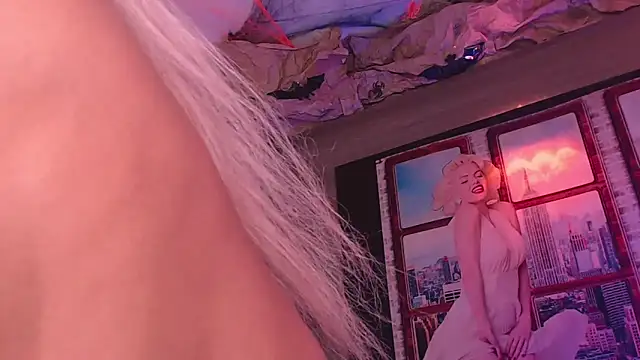 SashaNova online show from 10/30/25, 05:09