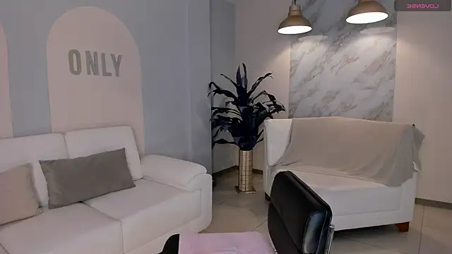 MaddisonCollins online show from 03/22/25, 07:42