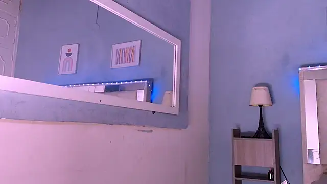 Emily Castillo 1 online show from 10/04/25, 03:48