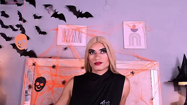 Emily Castillo 1 online show from 10/24/25, 04:20