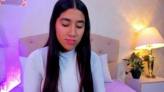 Mia Montess online show from 06/02/26, 01:02