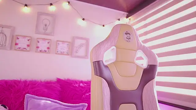 tommy blue online show from 04/12/26, 11:26