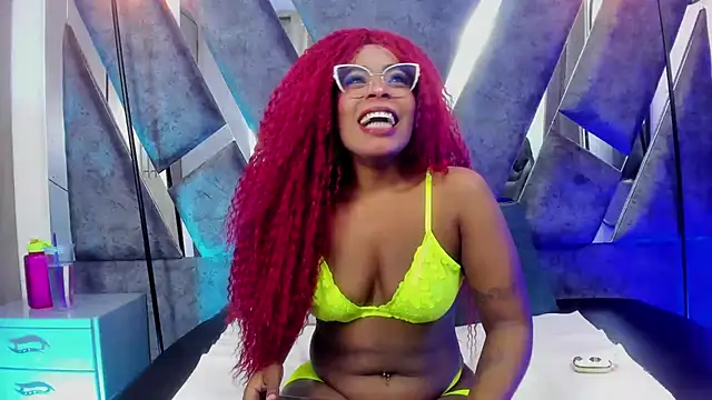 CandyMartinez  online show from 11/26/25, 07:37