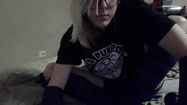 amethystbunnyboy online show from 03/04/25, 10:49