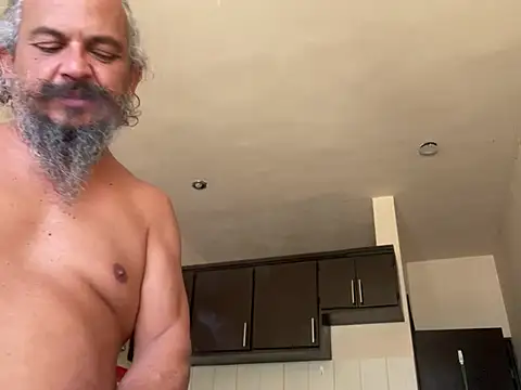 Snapshot of Sollhmaarh chatting on 01/09/26, 06:21 Sollhmaarh online show from 01/09/26, 06:21