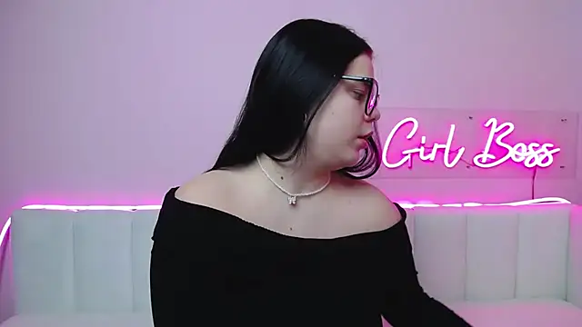 Snapshot of Eliss_Shyyo chatting on 03/21/25, 05:32 Eliss Shyyo online show from 03/21/25, 05:32