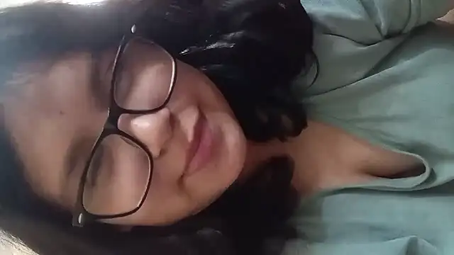 Snapshot of Maferyale chatting on 01/07/26, 11:29 Maferyale online show from 01/07/26, 11:29