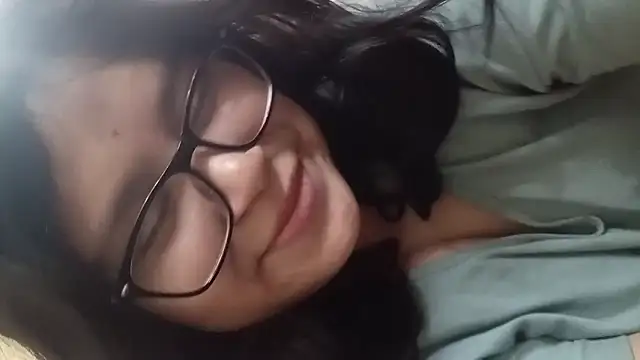 Snapshot of Maferyale chatting on 02/03/26, 02:21 Maferyale online show from 02/03/26, 02:21