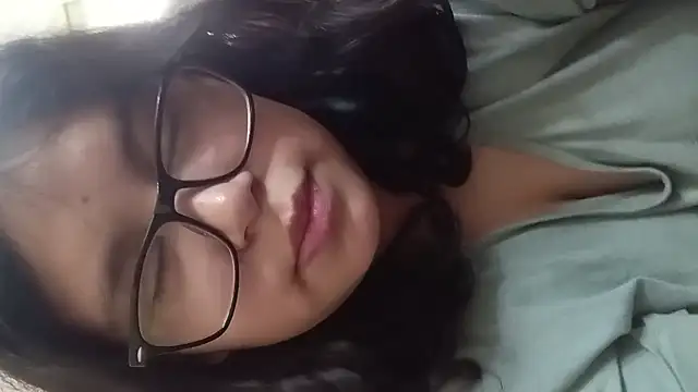 Snapshot of Maferyale chatting on 02/06/26, 05:05 Maferyale online show from 02/06/26, 05:05