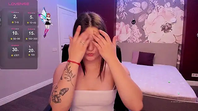 ElinaMils online show from 10/08/25, 11:41