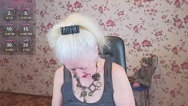 Snapshot of Maya_Mayflower chatting on 02/06/26, 03:22 Maya Mayflower online show from 02/06/26, 03:22