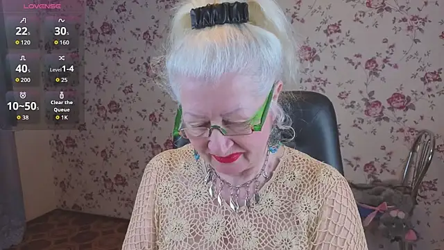 Snapshot of Maya_Mayflower chatting on 02/08/26, 02:48 Maya Mayflower online show from 02/08/26, 02:48