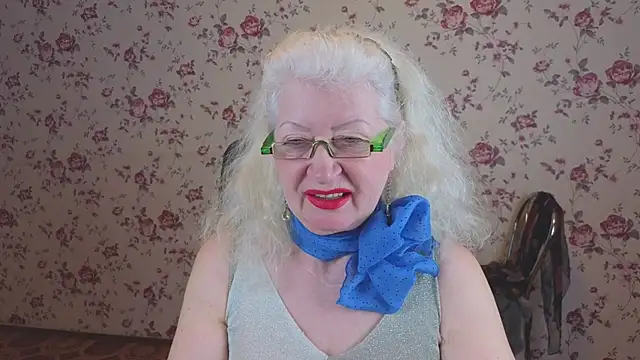 Snapshot of Maya_Mayflower chatting on 02/17/26, 02:52 Maya Mayflower online show from 02/17/26, 02:52