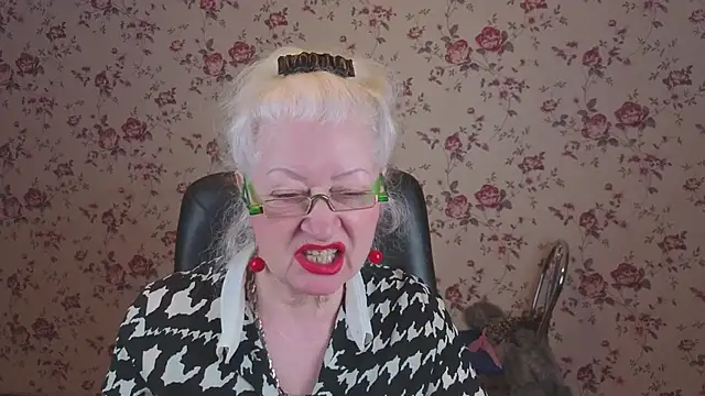 Snapshot of Maya_Mayflower chatting on 03/02/26, 02:58 Maya Mayflower online show from 03/02/26, 02:58