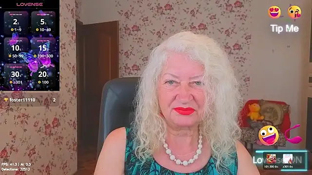 Snapshot of Maya_Mayflower chatting on 06/20/26, 03:31 Maya Mayflower online show from 06/20/26, 03:31