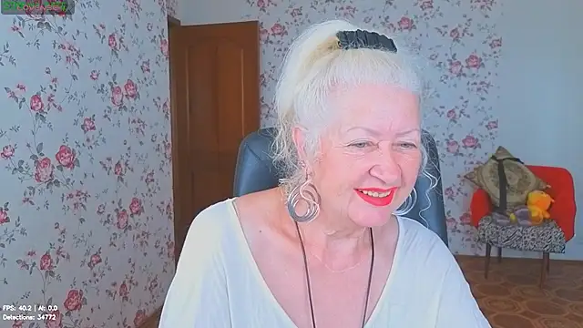 Snapshot of Maya_Mayflower chatting on 07/05/26, 03:45 Maya Mayflower online show from 07/05/26, 03:45