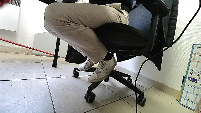 GM51-1988 online show from 10/15/25, 08:58