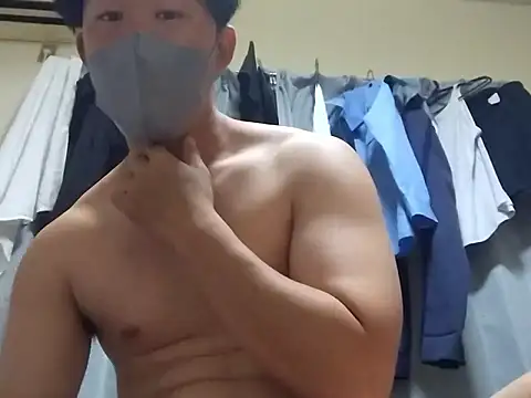 Snapshot of taaaaaa- chatting on 09/29/25, 01:49 taaaaaa- online show from 09/29/25, 01:49