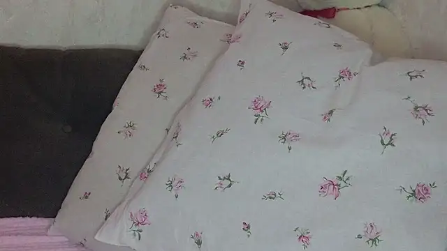 Anya-Sweet online show from 11/21/25, 04:16