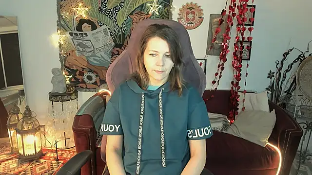 NicoleHitman online show from 03/06/25, 09:25