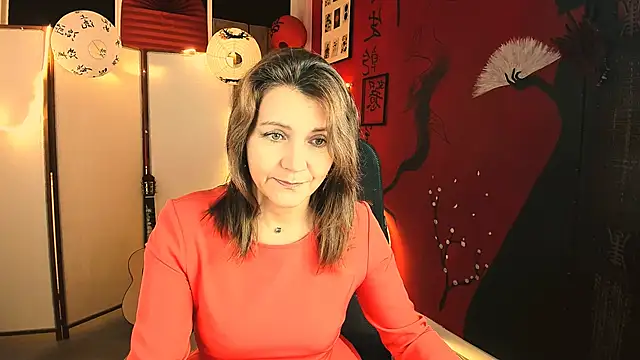 NicoleHitman online show from 10/19/25, 05:30