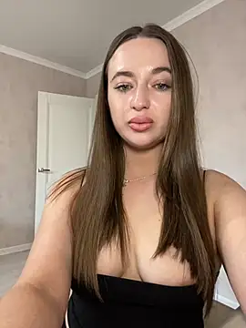 AlisaQSky online show from 04/27/26, 01:42