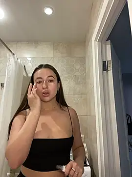 AlisaQSky online show from 05/05/26, 05:59