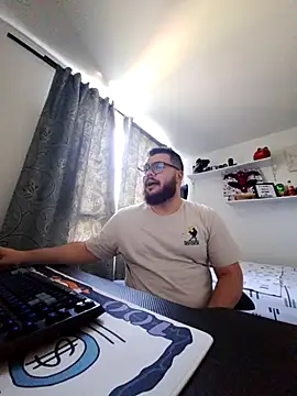 Edmund98 online show from 09/27/25, 06:02