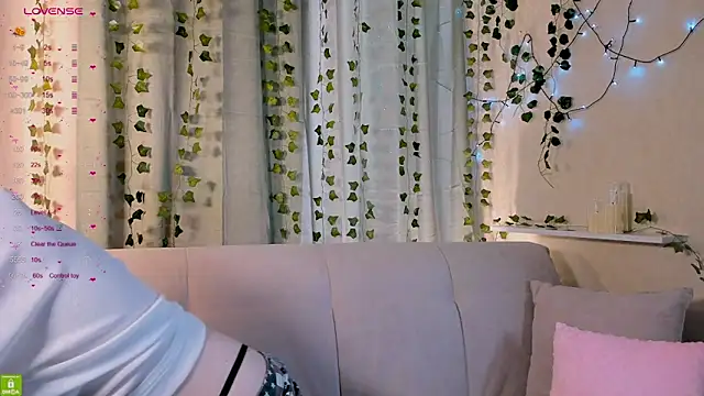 Ashley Nicks online show from 04/03/26, 02:09