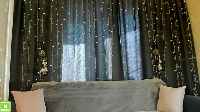 Ashley Nicks online show from 05/19/26, 01:56