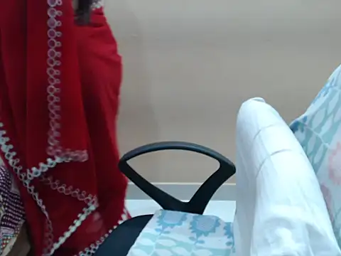 Surjeet Kaur online show from 06/16/26, 07:33