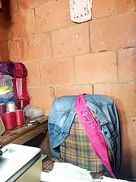 isis milove online show from 03/07/26, 12:35