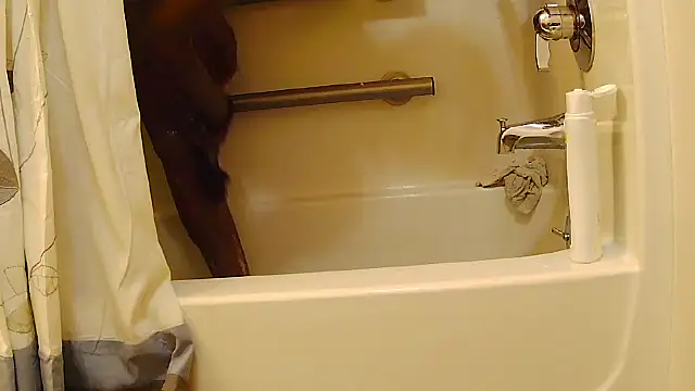 BadazzRXL online show from 12/21/25, 06:48