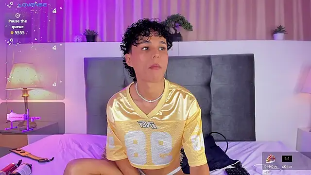 Kai riptide online show from 09/27/25, 08:03