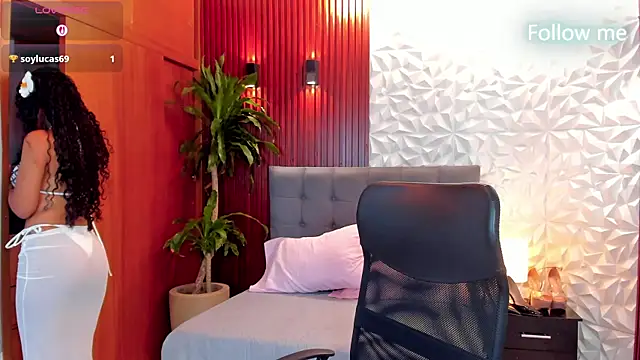 Sasha rd online show from 05/22/26, 01:17
