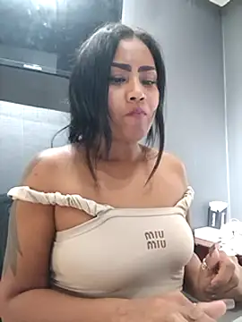 Ariana Rodriguez online show from 03/07/25, 09:48