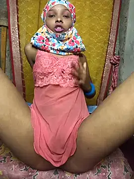 Cutesoma01 online show from 05/10/26, 04:56