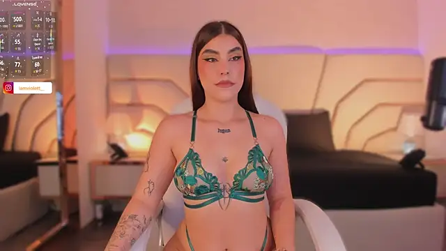 Violeta-Marquez online show from 10/21/25, 11:55