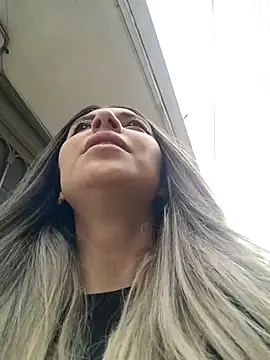 Isabella Varella online show from 03/04/25, 01:49