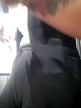 Isabella Varella online show from 09/22/25, 01:35