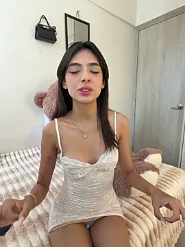 ZaraLuuv online show from 03/03/26, 06:36