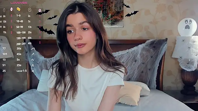 CathrynCovil online show from 11/01/25, 07:43