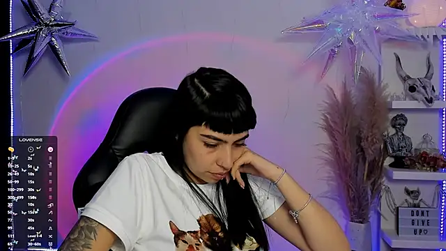 Saraa Desiree online show from 03/07/25, 12:58