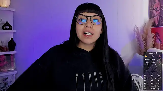 Saraa Desiree online show from 09/23/25, 12:41