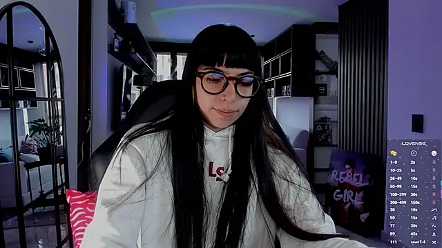 Saraa Desiree online show from 03/12/26, 07:53