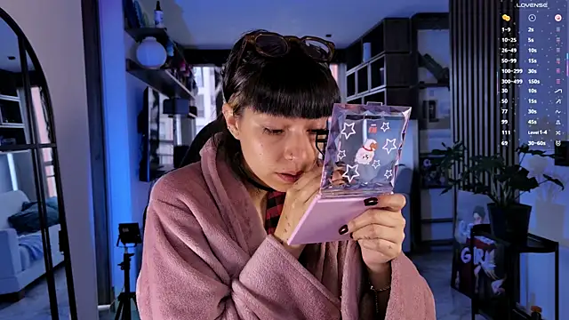 Saraa Desiree online show from 04/08/26, 02:39