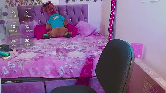 Anny  cute online show from 10/21/25, 08:09