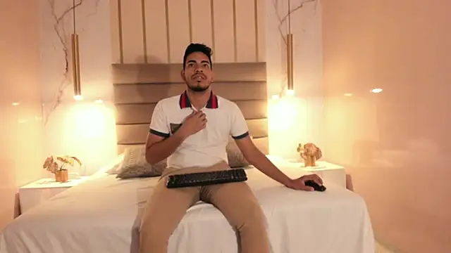 ETHAN DRAVEN online show from 10/02/25, 03:41